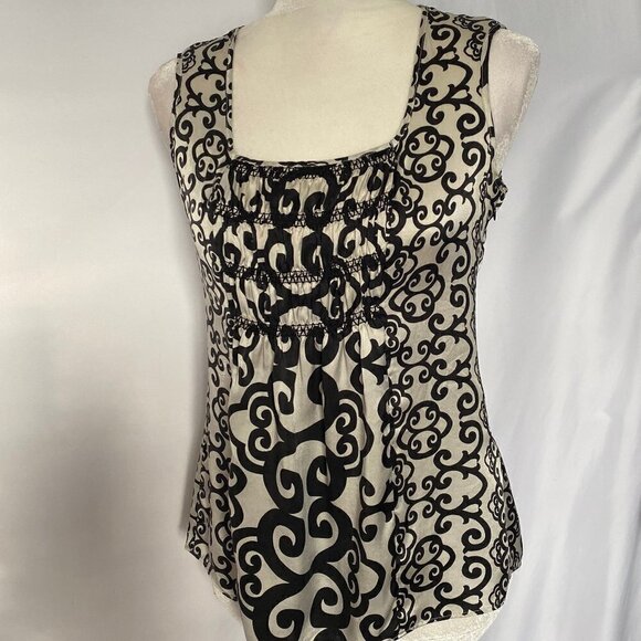 White House Black Market Scroll Design 100% Silk Blouse - Picture 1 of 12